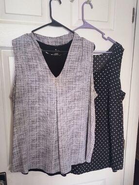 Sleeveless V-Neck Women’s Tops (2)- Black & White Pattern